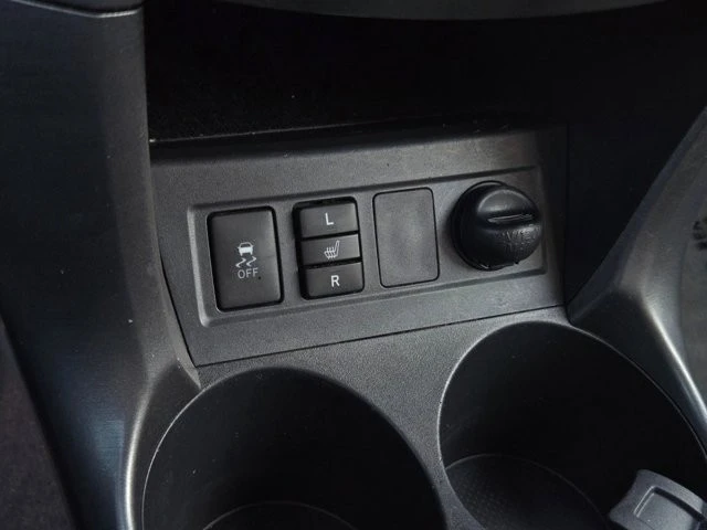 2012 Toyota RAV4 3rd Gen - Image 18 of 26