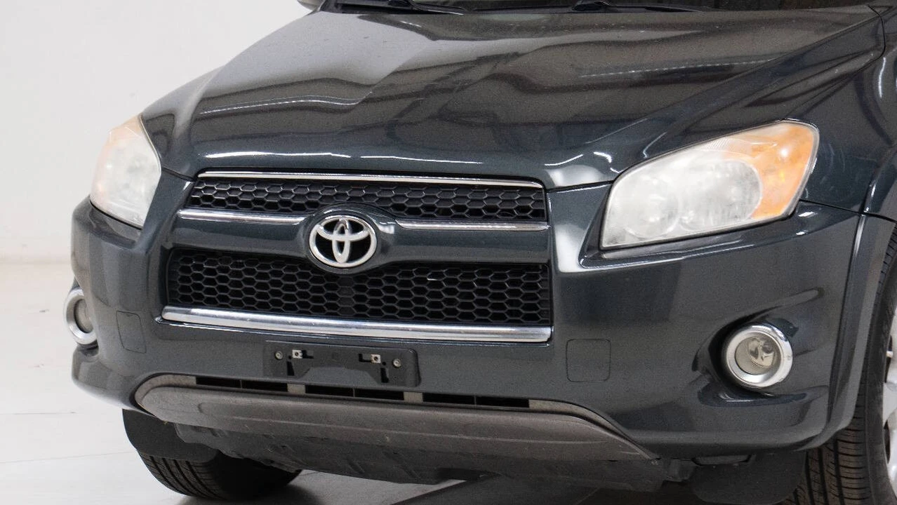 2012 Toyota RAV4 3rd Gen - Image 10 of 12