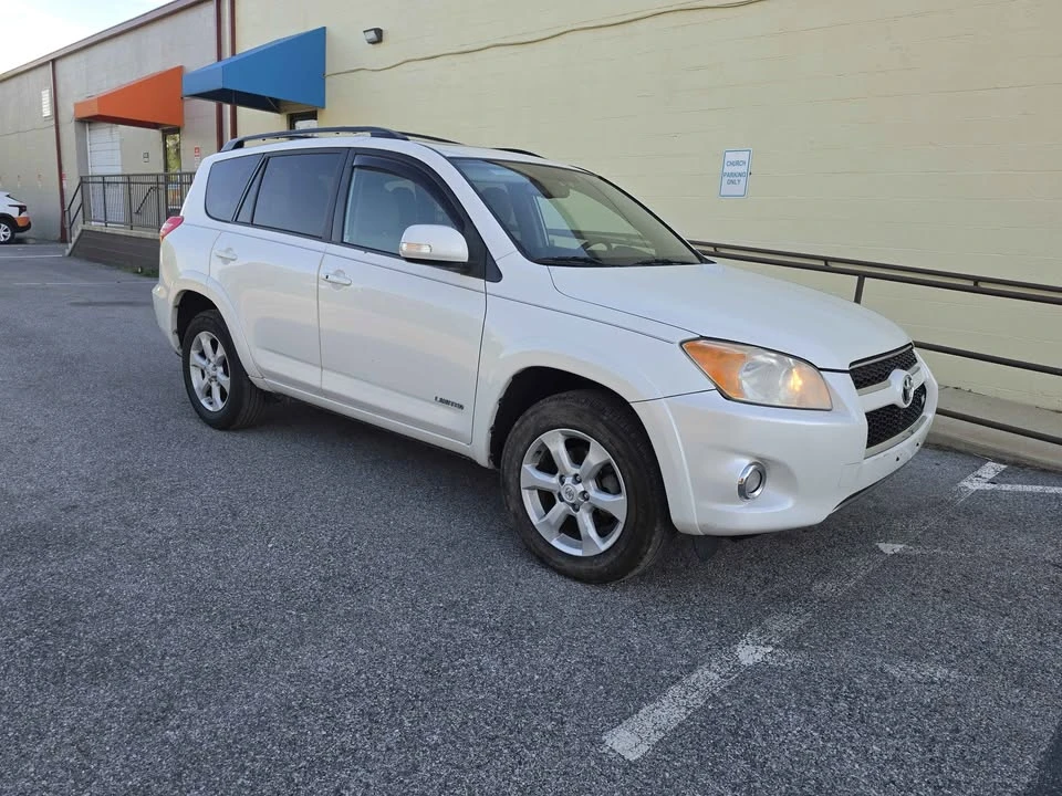 2012 Toyota RAV4 3rd Gen - Image 11 of 15