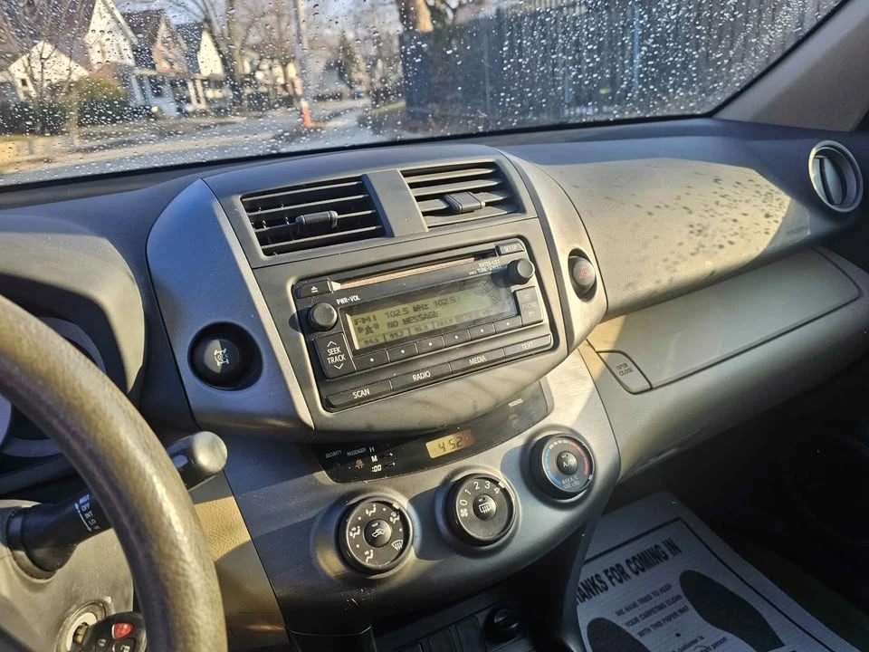 2012 Toyota RAV4 3rd Gen - Image 6 of 6