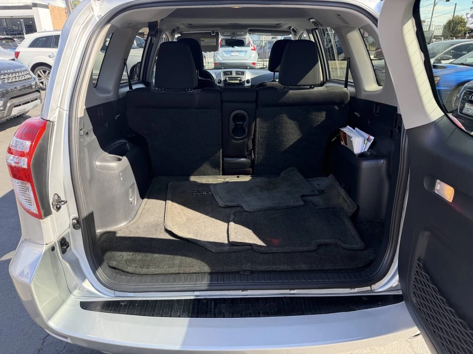 2012 Toyota RAV4 3rd Gen - Image 14 of 17