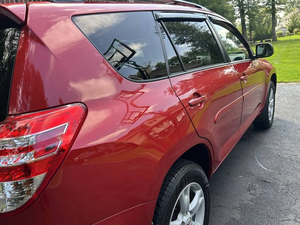 2012 Toyota RAV4 3rd Gen - Image 22 of 31