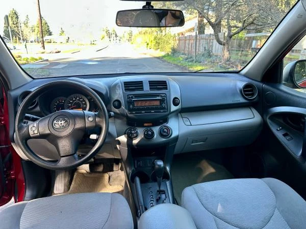 2012 Toyota RAV4 3rd Gen - Image 11 of 16
