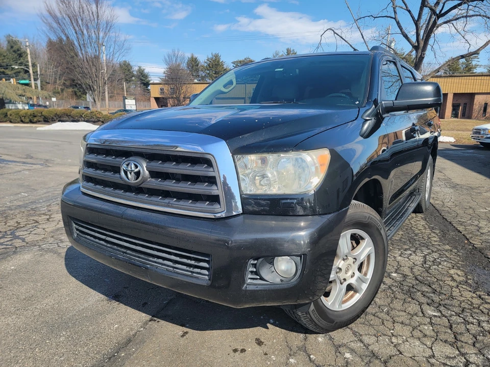 2012 Toyota Sequoia 2nd Gen - Image 2 of 20