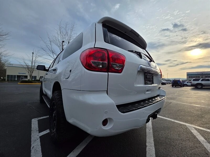 2012 Toyota Sequoia 2nd Gen - Image 11 of 21
