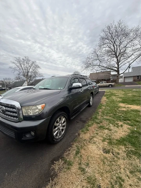 2012 Toyota Sequoia 2nd Gen - Image 2 of 17