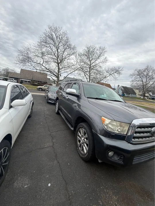 2012 Toyota Sequoia 2nd Gen - Image 3 of 17
