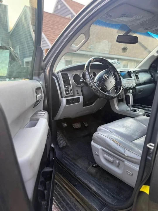 2012 Toyota Sequoia 2nd Gen - Image 12 of 17