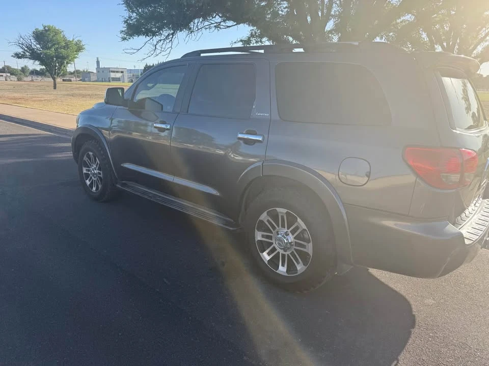 2012 Toyota Sequoia 2nd Gen - Image 6 of 11