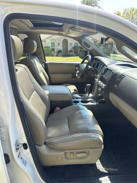 2012 Toyota Sequoia 2nd Gen - Image 17 of 20