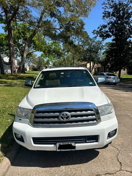 2012 Toyota Sequoia 2nd Gen - Image 2 of 20