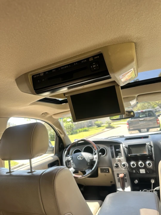 2012 Toyota Sequoia 2nd Gen - Image 18 of 20