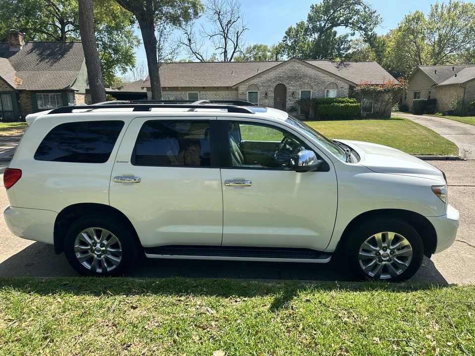 2012 Toyota Sequoia 2nd Gen - Image 4 of 20