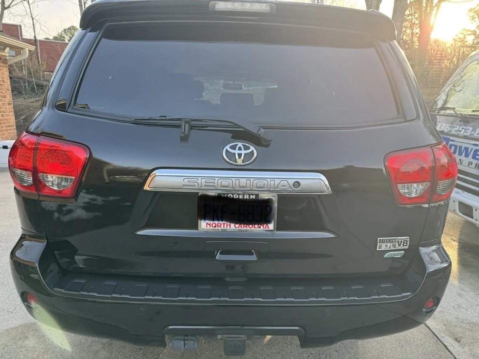 2012 Toyota Sequoia 2nd Gen - Image 3 of 21
