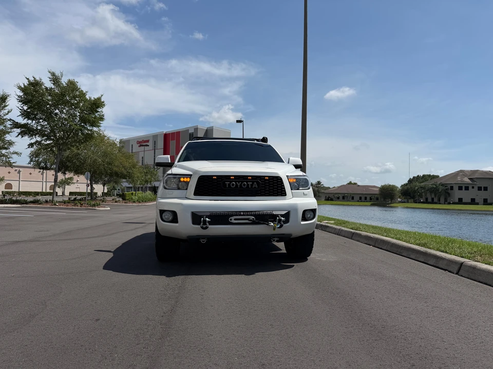 2012 Toyota Sequoia 2nd Gen - Image 12 of 31