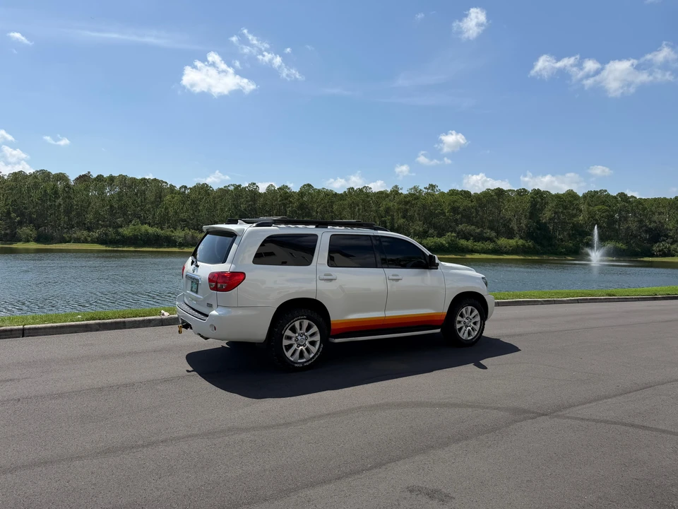 2012 Toyota Sequoia 2nd Gen - Image 16 of 31