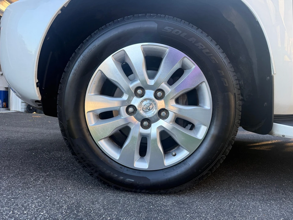 2012 Toyota Sequoia 2nd Gen - Image 29 of 31