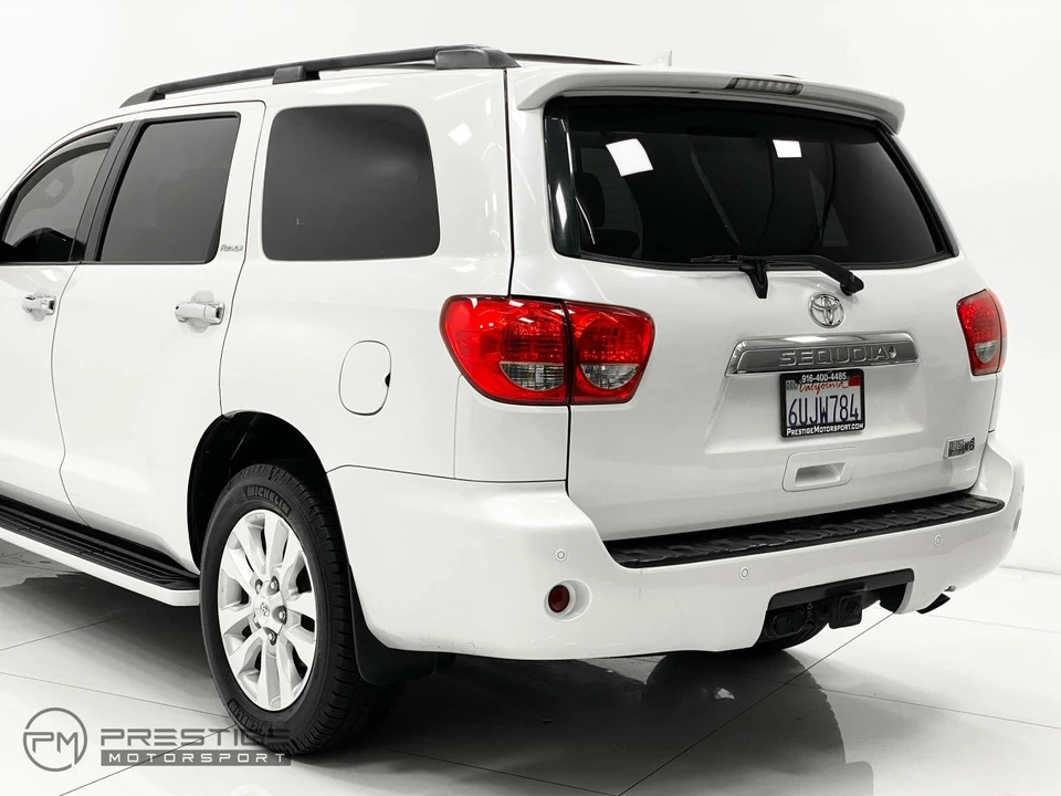 2012 Toyota Sequoia 2nd Gen - Image 10 of 21
