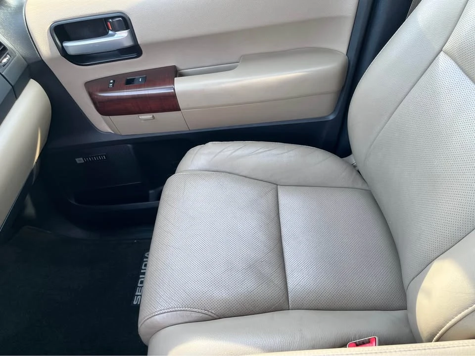 2012 Toyota Sequoia 2nd Gen - Image 8 of 11