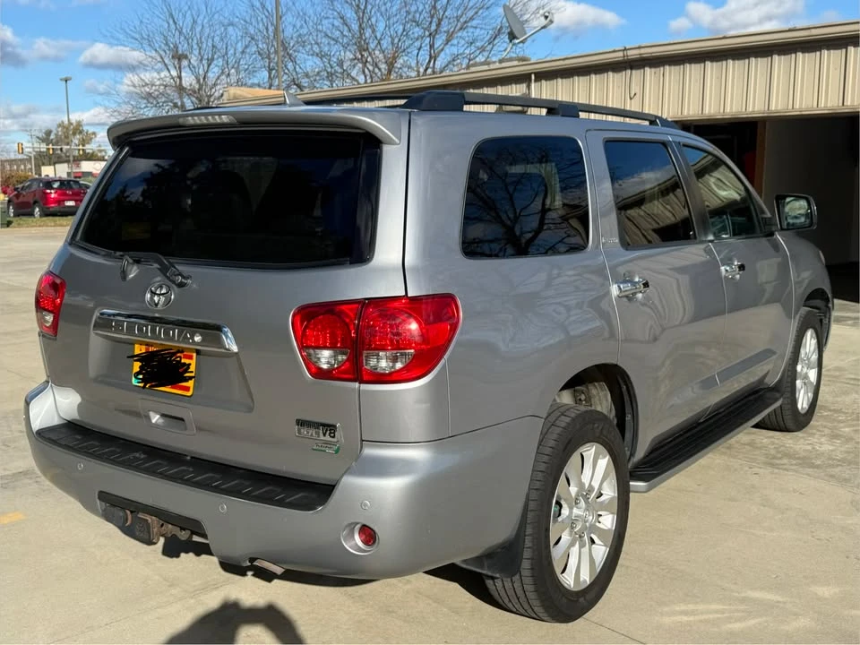2012 Toyota Sequoia 2nd Gen - Image 2 of 9