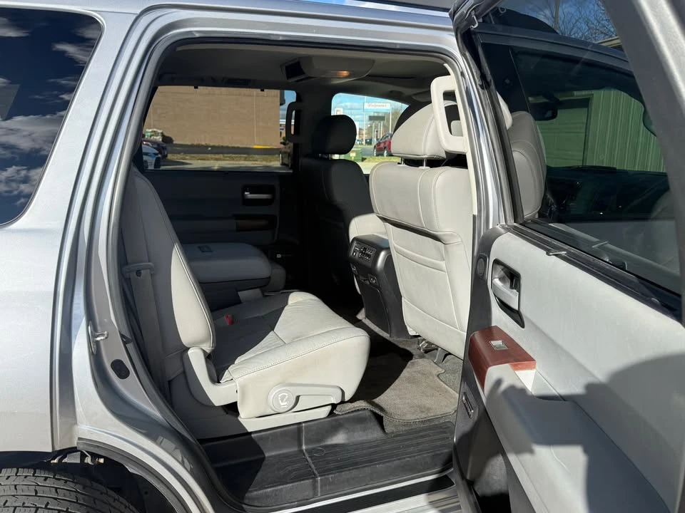 2012 Toyota Sequoia 2nd Gen - Image 7 of 9