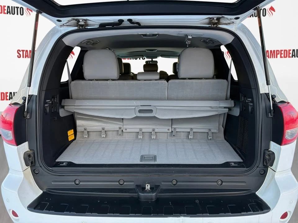 2012 Toyota Sequoia 2nd Gen - Image 11 of 13