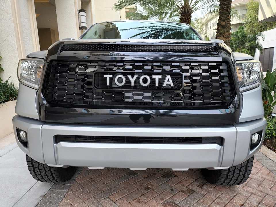 2012 Toyota Sequoia 2nd Gen - Image 7 of 31