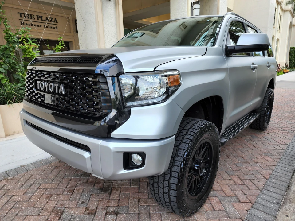 2012 Toyota Sequoia 2nd Gen - Image 9 of 31