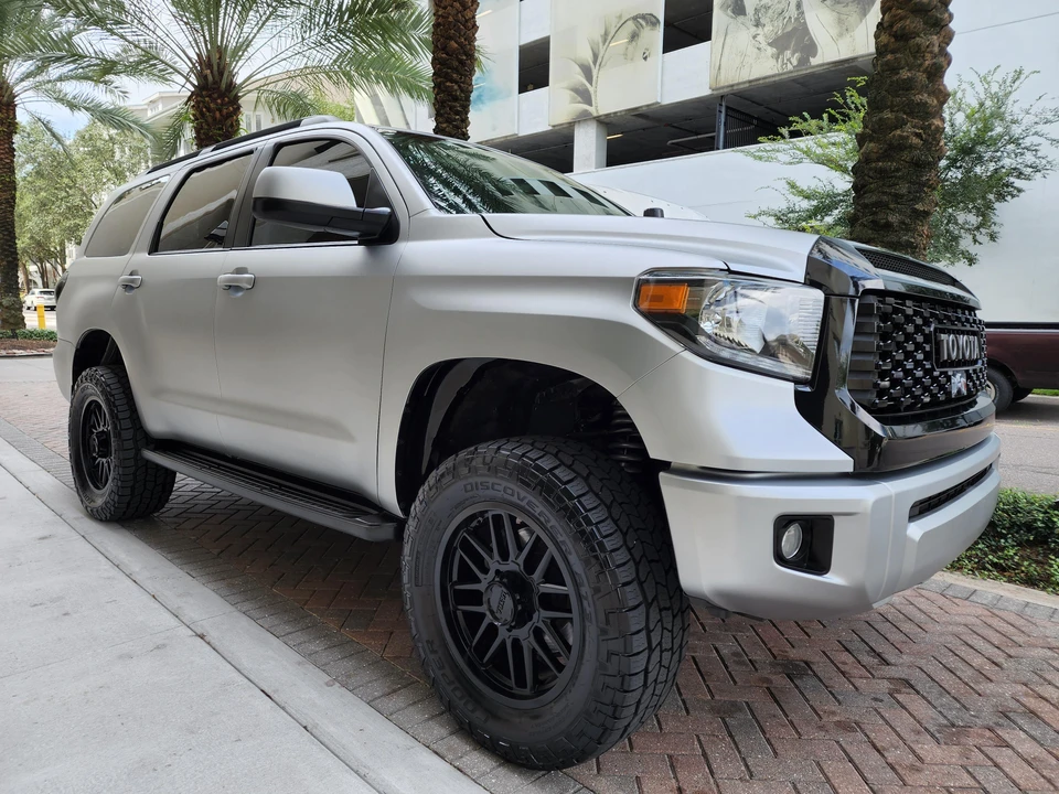 2012 Toyota Sequoia 2nd Gen - Image 16 of 31