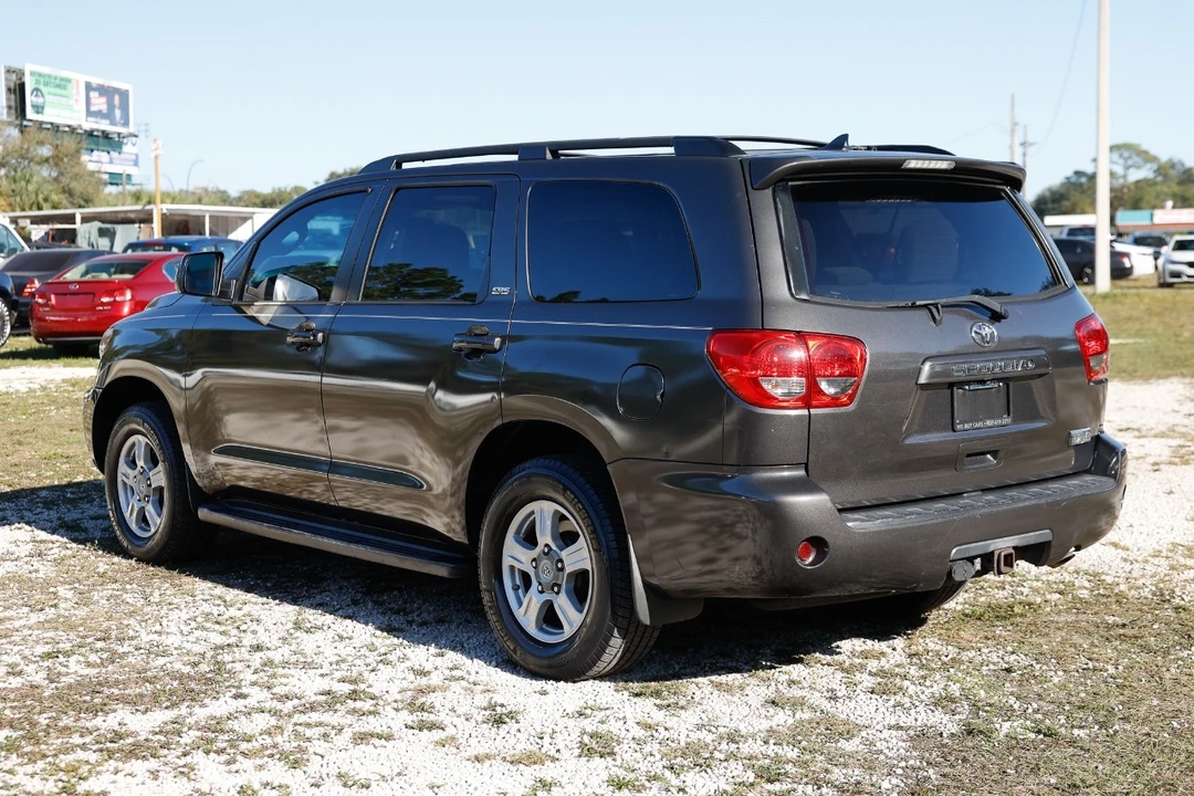 2012 Toyota Sequoia 2nd Gen - Image 5 of 12