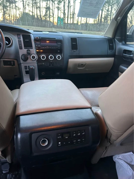 2012 Toyota Sequoia 2nd Gen - Image 19 of 20