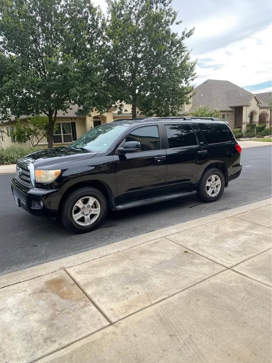 2012 Toyota Sequoia 2nd Gen - Image 2 of 2