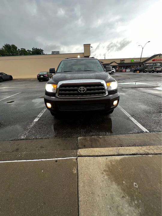 2012 Toyota Sequoia 2nd Gen - Image 3 of 14