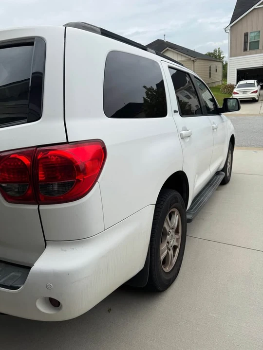 2012 Toyota Sequoia 2nd Gen - Image 2 of 10