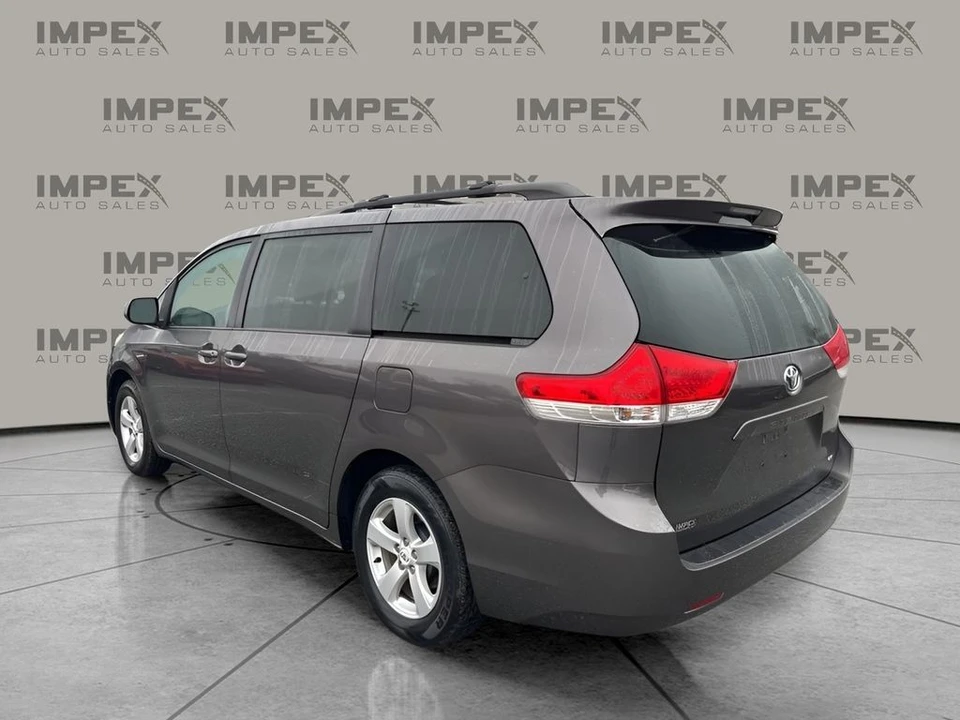 2012 Toyota Sienna 3rd Gen - Image 3 of 12
