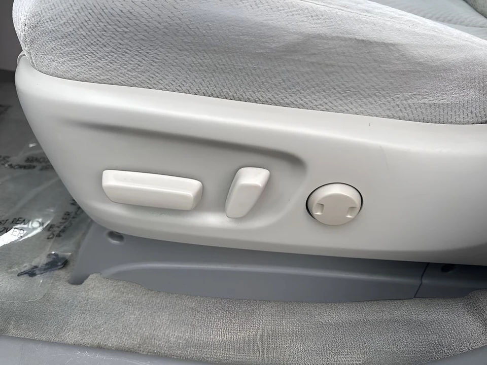 2012 Toyota Sienna 3rd Gen - Image 10 of 12