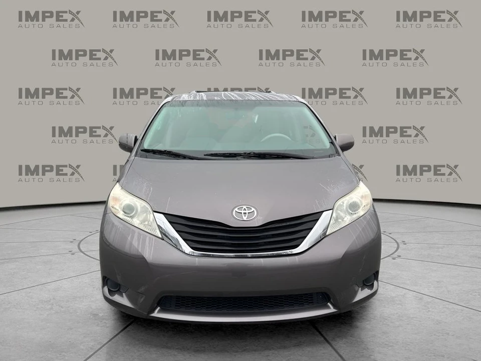 2012 Toyota Sienna 3rd Gen - Image 8 of 12