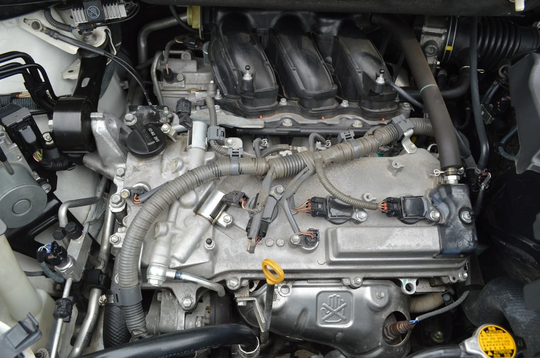 2012 Toyota Sienna 3rd Gen - Image 10 of 20