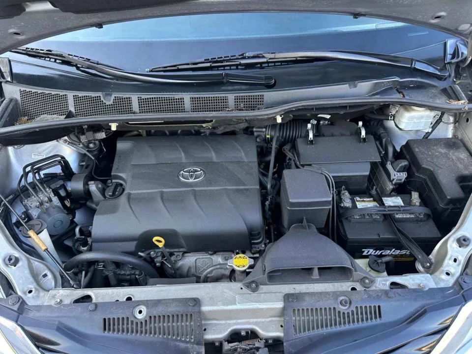 2012 Toyota Sienna 3rd Gen - Image 9 of 20