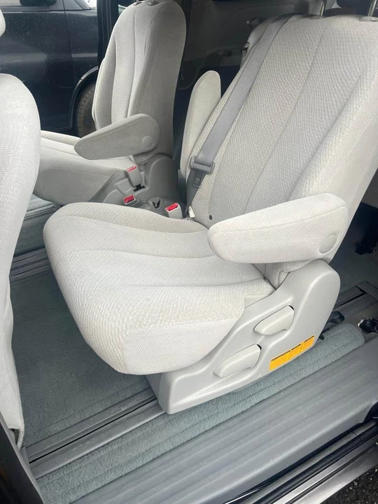2012 Toyota Sienna 3rd Gen - Image 12 of 19
