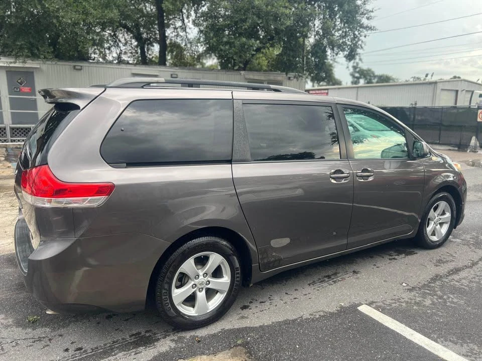 2012 Toyota Sienna 3rd Gen - Image 2 of 19