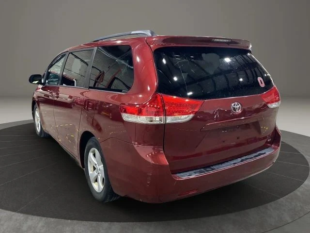 2012 Toyota Sienna 2nd Gen - Image 3 of 8