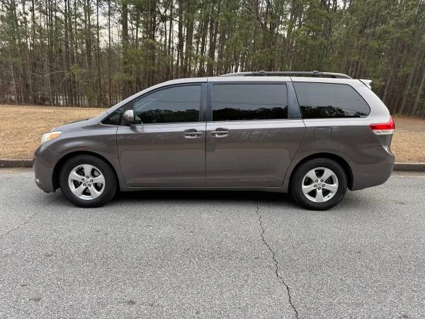 2012 Toyota Sienna 3rd Gen - Image 3 of 15
