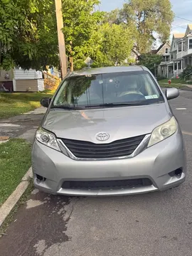 2012 Toyota Sienna LE Van 4D