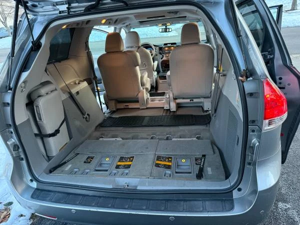 2012 Toyota Sienna 3rd Gen - Image 13 of 21