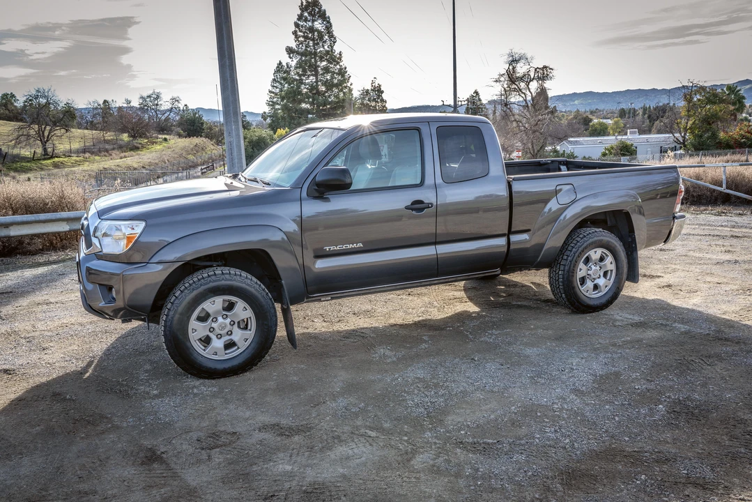2012 Toyota Tacoma 2nd Gen - Image 9 of 31