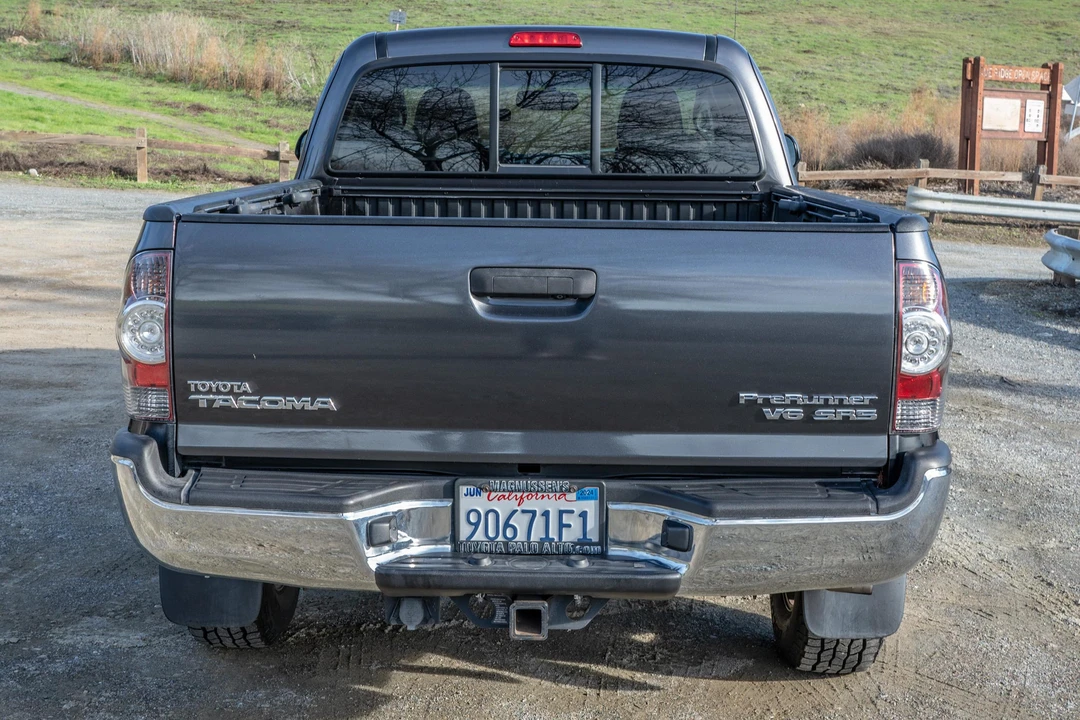 2012 Toyota Tacoma 2nd Gen - Image 5 of 31