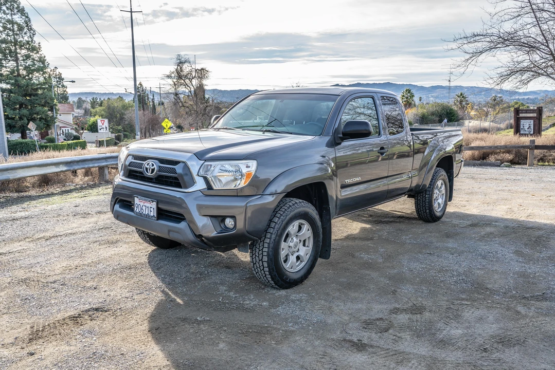 2012 Toyota Tacoma 2nd Gen - Image 7 of 31