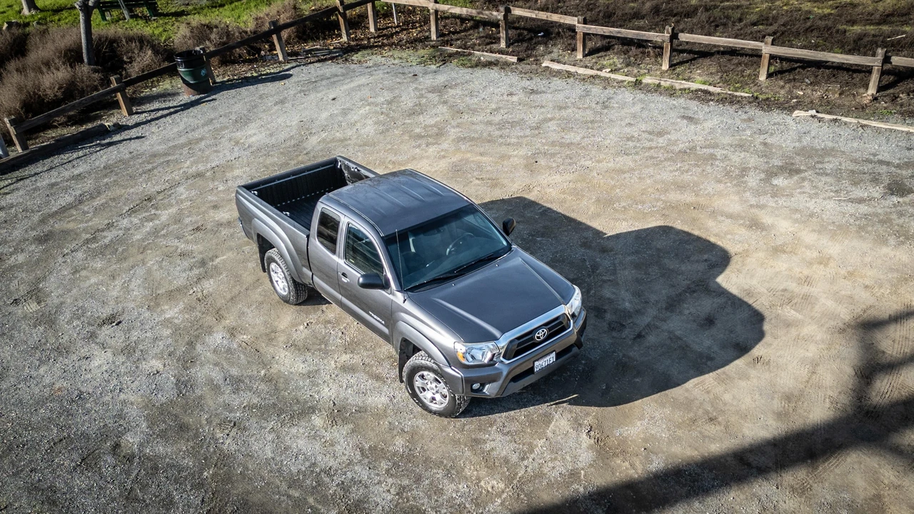 2012 Toyota Tacoma 2nd Gen - Image 24 of 31