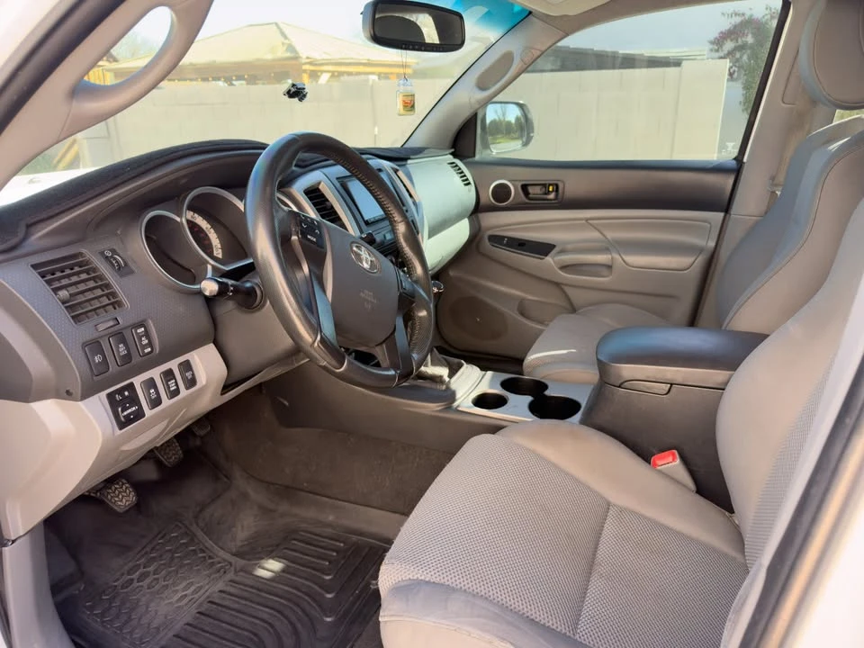 2012 Toyota Tacoma 2nd Gen - Image 4 of 17